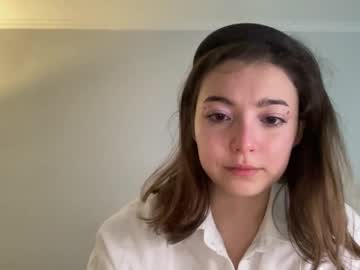 lilellina's chat room