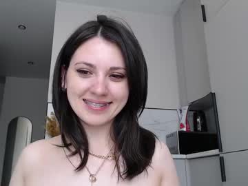 uninvited_raccoon's chat room