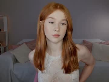 leahsthetics's chat room