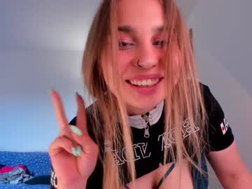 sweetmila1's chat room