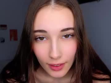 lovepilll's chat room