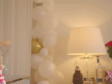 emma_lu1's chat room