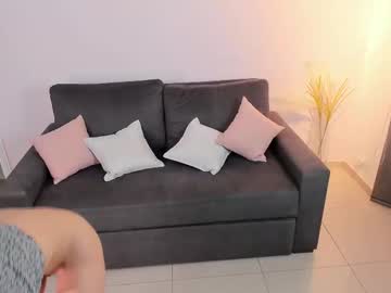 little_effy18_'s chat room