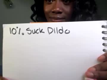 lilyblloom's chat room