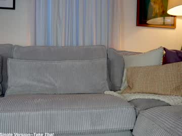 x_lily_x's chat room
