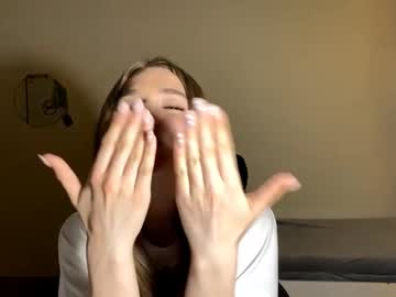 gwendolynharkey's chat room