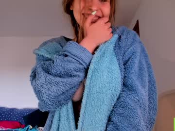 sweetmila1's chat room