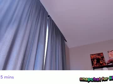 vivian_qwerty's chat room