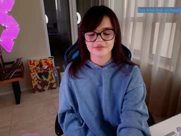 aavee's chat room