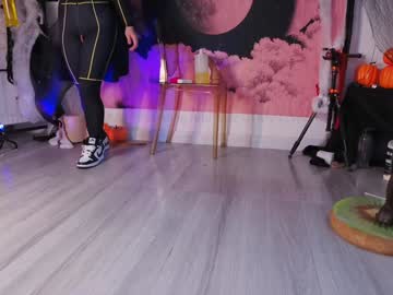 mollyflwers's chat room