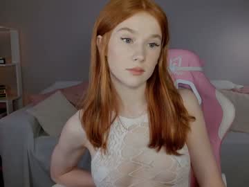 leahsthetics's chat room