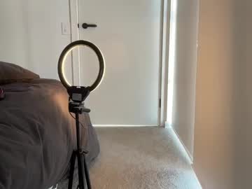 emillyyyx's chat room