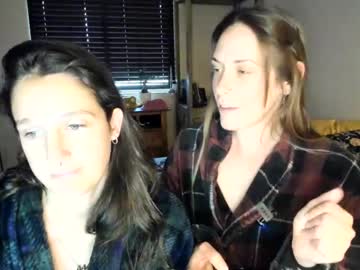 sillygirlsxx's chat room
