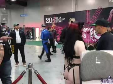crimsonkitten's chat room