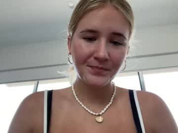 itsssosierra's chat room