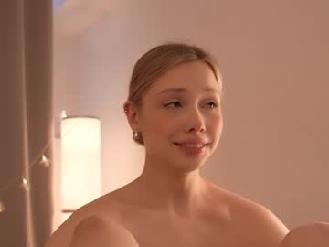 april_blush's chat room