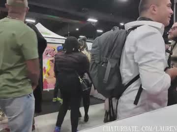 laurenphillips's chat room