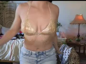 monalisa169's chat room