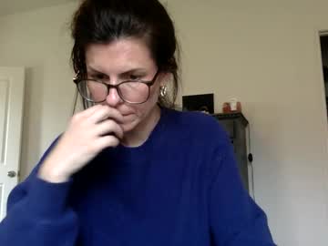 sweetriddance's chat room