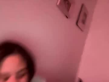 kissandcurrency's chat room