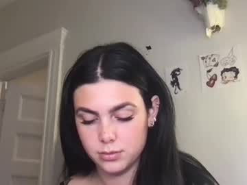 stacywithuu's chat room