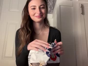 fantasyella's chat room