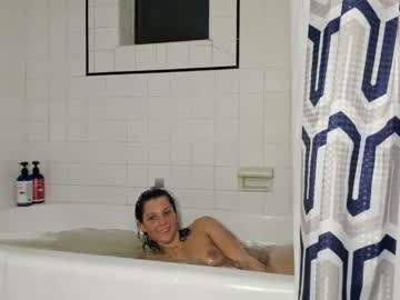 babywolfies's chat room