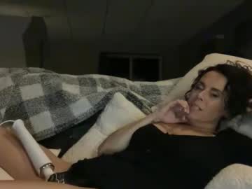 sayplsgdgrl's chat room