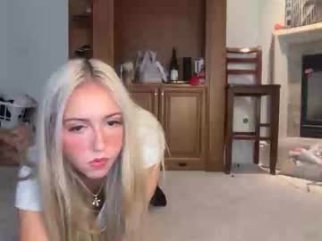 kenziesmithh's chat room