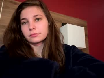 deepthroatqueen33's chat room