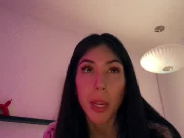 lilylustxoxo's chat room