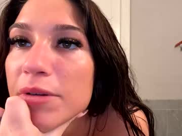 prettygirll23's chat room