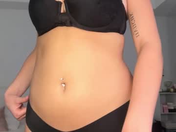 elenahere4u's chat room