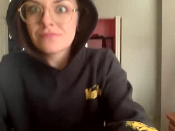 intothewoodswego's chat room