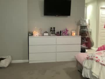 allymaeeee's chat room