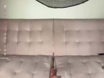 satanskitten999's chat room