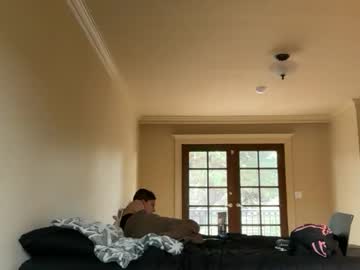 chloeros3e's chat room