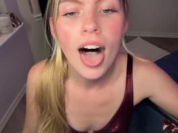 elliee81's chat room