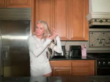 kenziesmithh's chat room