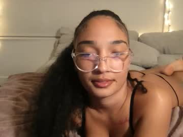 rosalinatoosexy's chat room