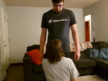 college_packing_8's chat room