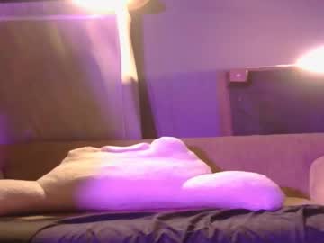 gothgarments420's chat room