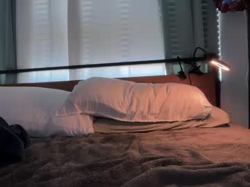 little_lies's chat room