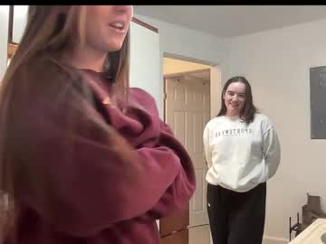 laylahlaylah1's chat room