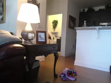 hotblondemilf1962's chat room