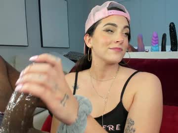 tightholestinytits's chat room