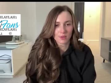 laylahlaylah1's chat room