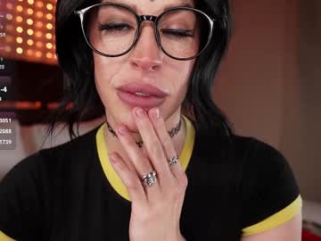 saintjade's chat room