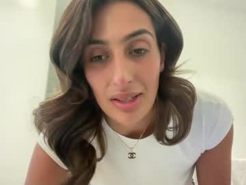 camiliakxoxo's chat room