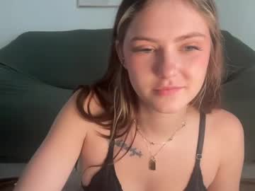 sarahxaoliver1's chat room